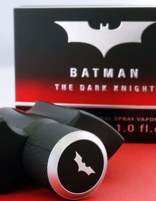 „the dark knight“ – ein neuer Her­ren­duft von BATMAN