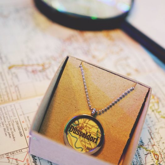 „Schmuck von rhein­schauen“ – außer­ge­wöhn­lich &&nbsp;individuell