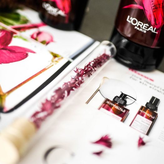 Loréal Paris „BOTA­NI­CALS FRESH CARE“- Blumen &&nbsp;Kräuter für die&nbsp;Haare