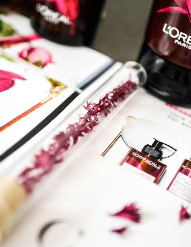 Loréal Paris „BOTA­NI­CALS FRESH CARE“- Blumen & Kräuter für die Haare